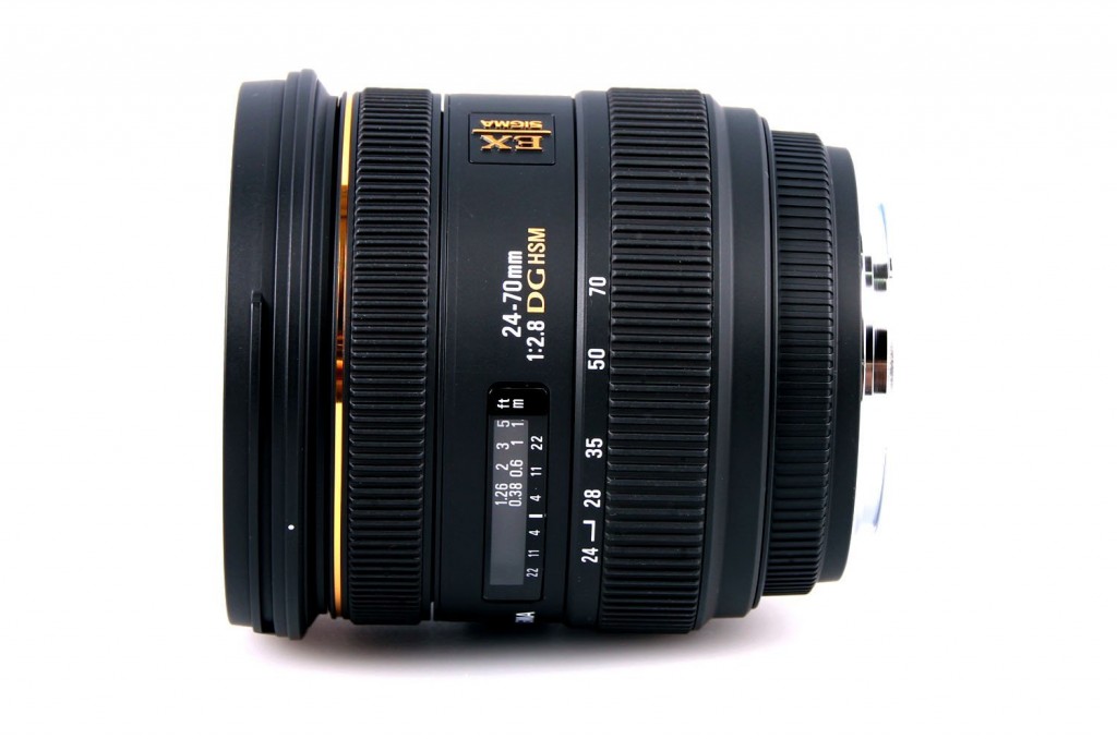 Sigma 24-70mm F2.8 DG HSM EX lens
