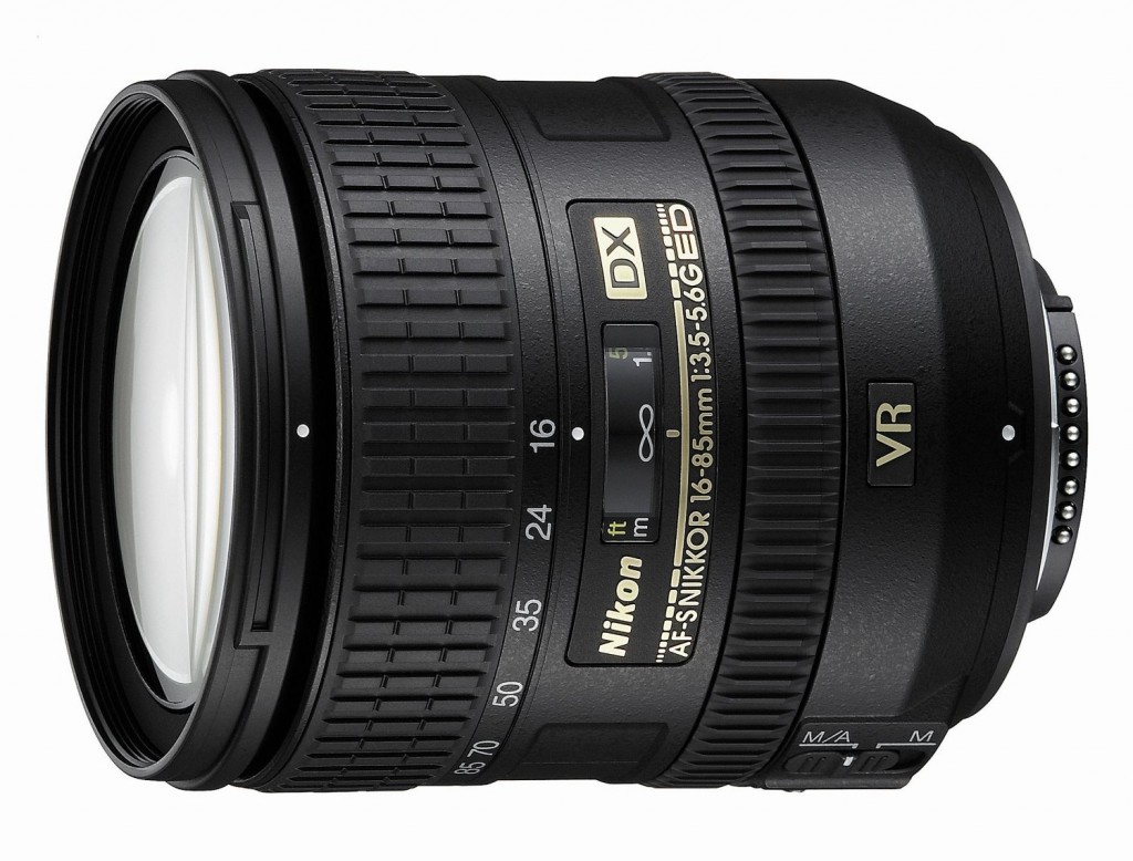 Nikon 16-85mm F3.5-5.6G DX lens